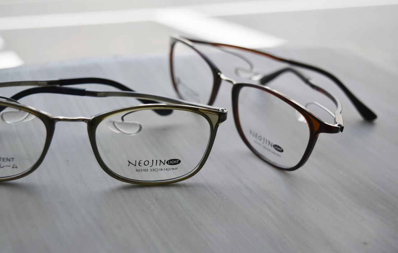 鼻パッドのないメガネ Neojin ネオジン メガネのノハラ イズミヤ白梅町店 メガネのノハラ 眼鏡 補聴器