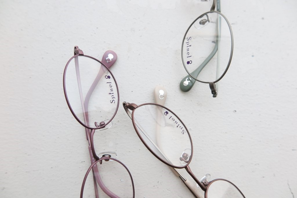 新しくなった自分を楽しむための眼鏡 Spinel Sp 001 メガネのノハラ 眼鏡 補聴器